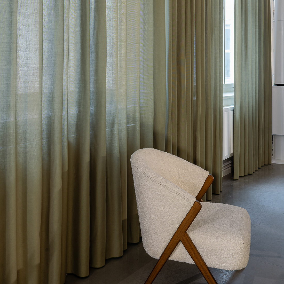 SKANDIC ROOMHIGH W/WEIGHTBAND