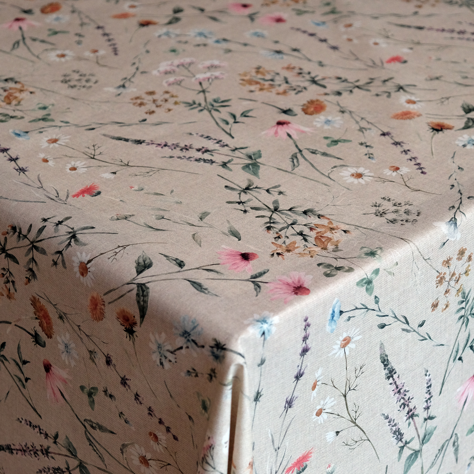 MIEKE TABLE CLOTH