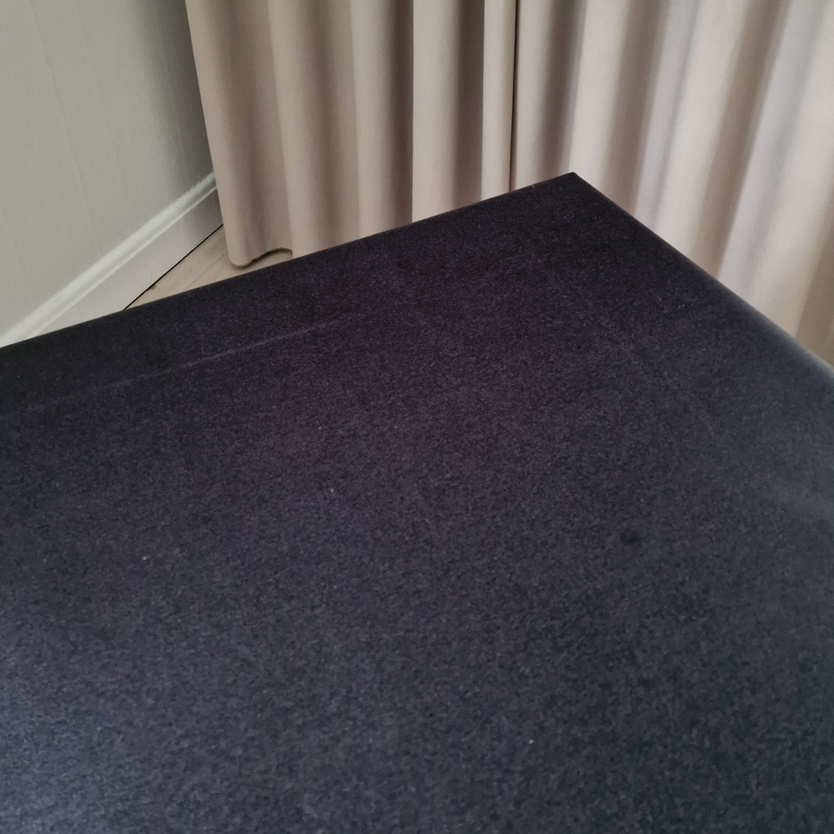 ENNA TABLE CLOTH W/ANTISLIP
