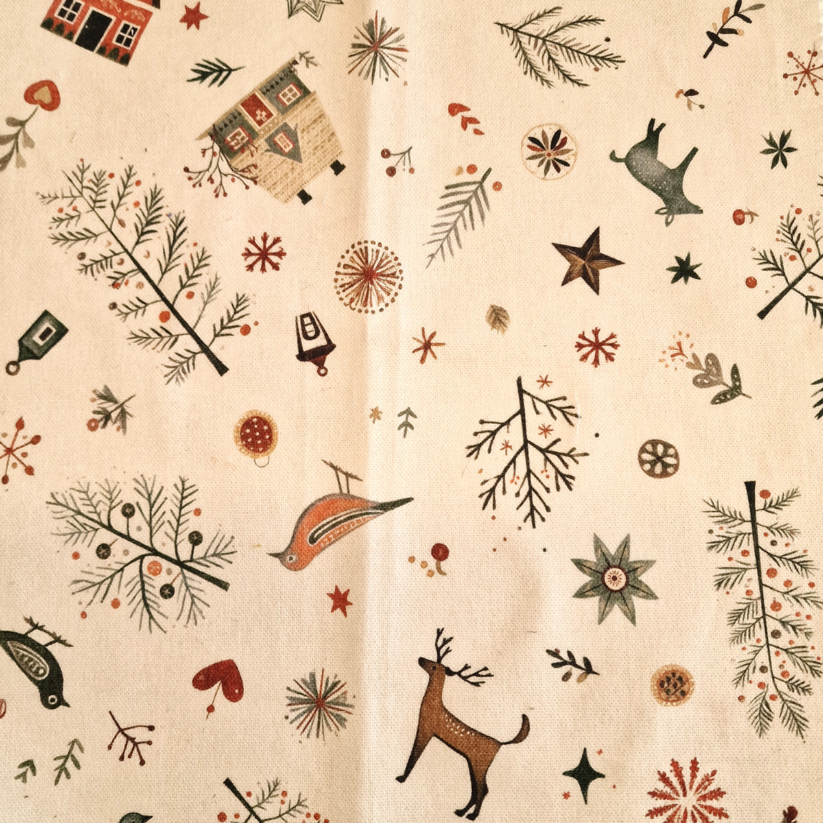 XMAS ELEMENTS TABLE CLOTH