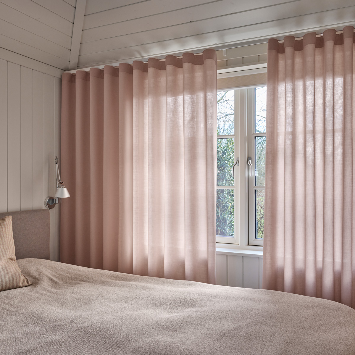 GENTLE TOUCH ROOMHIGH FR