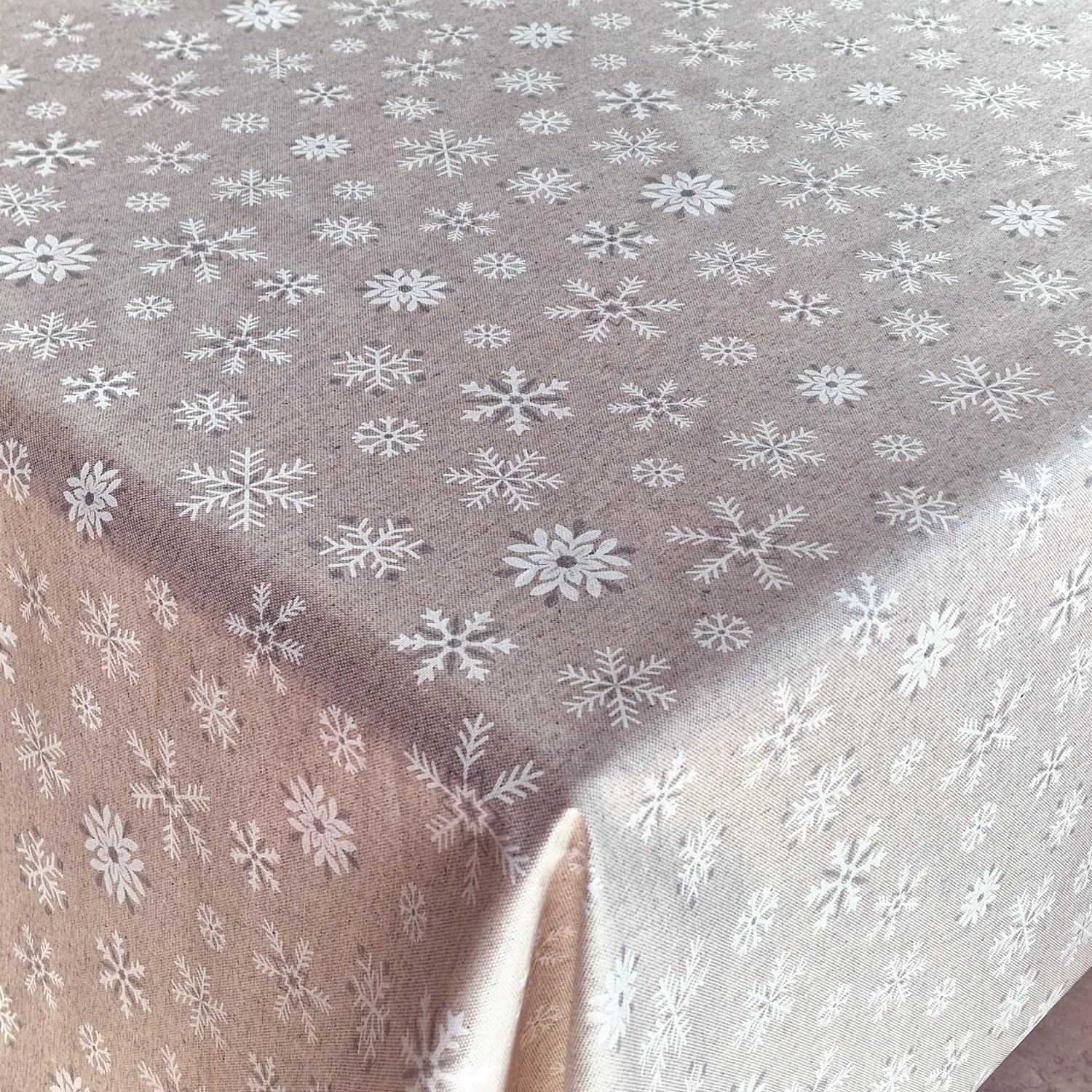 GLITTER STARS TABLE CLOTH